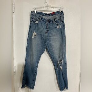 Celebrity pink high rise distressed, destroyed skinny jeans the retro size 13/31